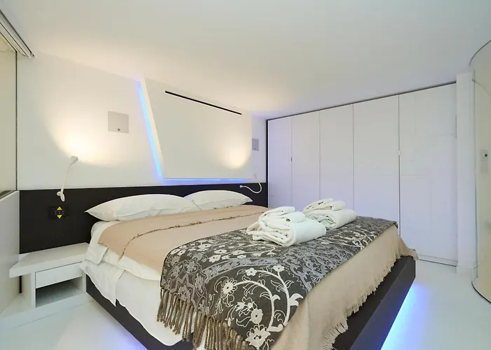 Duomo-City Life Luxury Design Loft